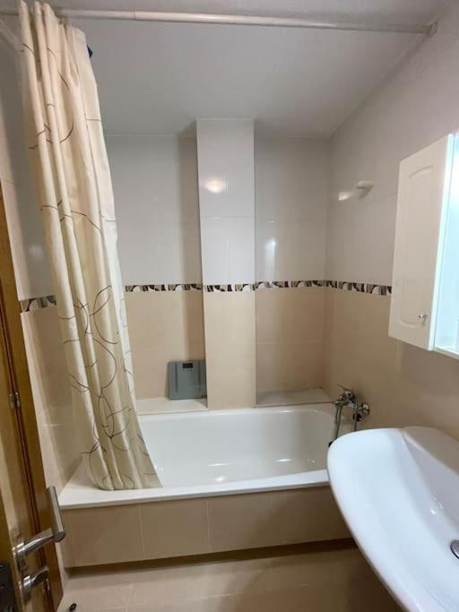 Apartamento Lugo Ciudad Ngoại thất bức ảnh