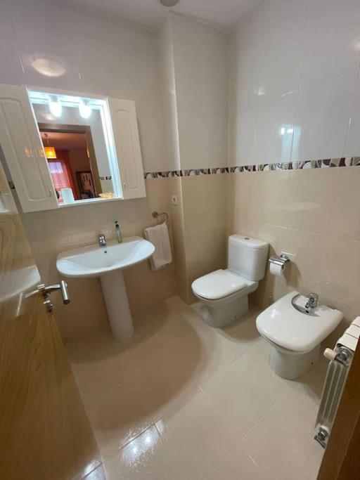 Apartamento Lugo Ciudad Ngoại thất bức ảnh